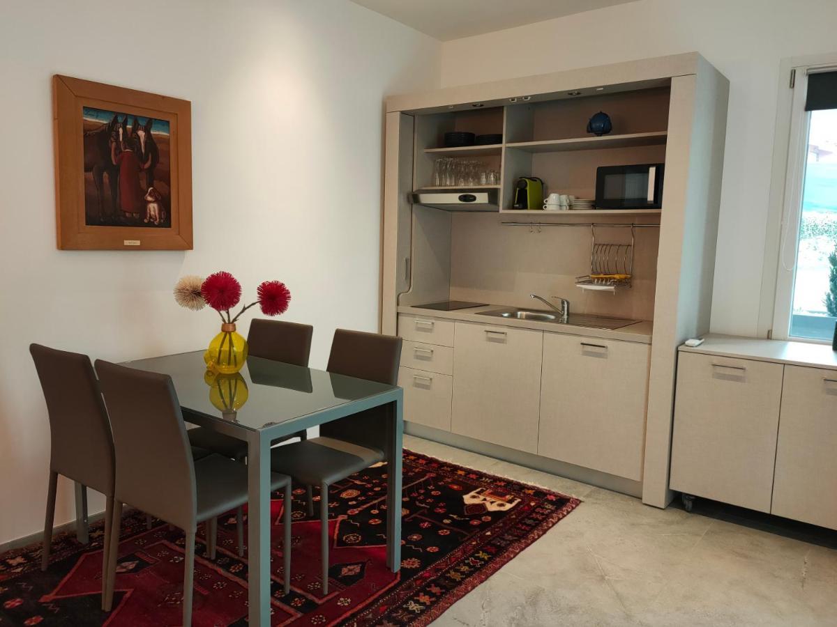 Iris Ar Holiday-Home Peschiera del Garda Eksteriør billede