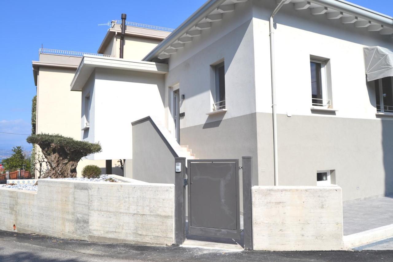 Iris Ar Holiday-Home Peschiera del Garda Eksteriør billede